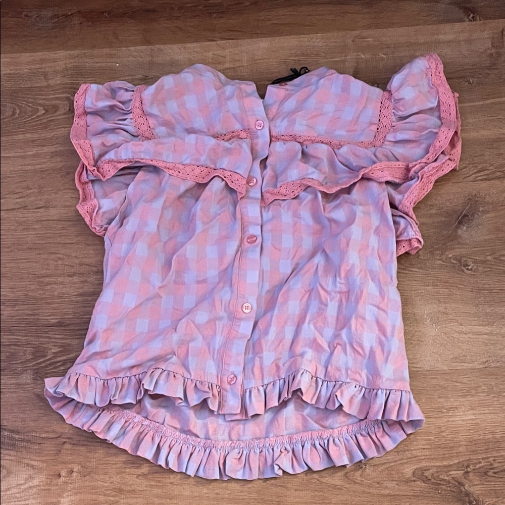 🩷💜day+moon💜🩷Pink Gingham Ruffle Button-Down Blouse